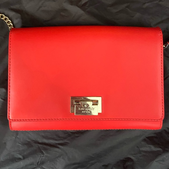 kate spade Handbags - Kate Spade Crossbody Purse